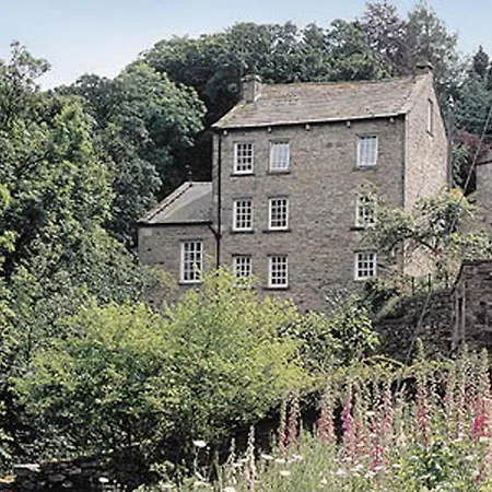 Waters Edge The Mill Holiday home West Burton
